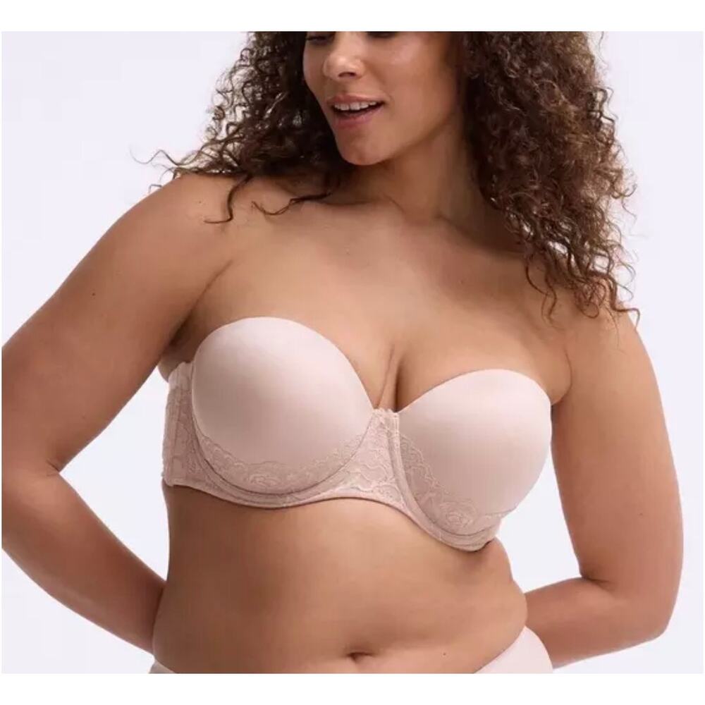 Torrid strapless push-up smooth bra  size 46B